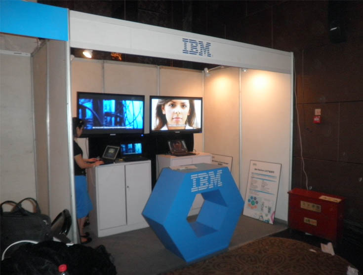 IBM展位现场实景照片